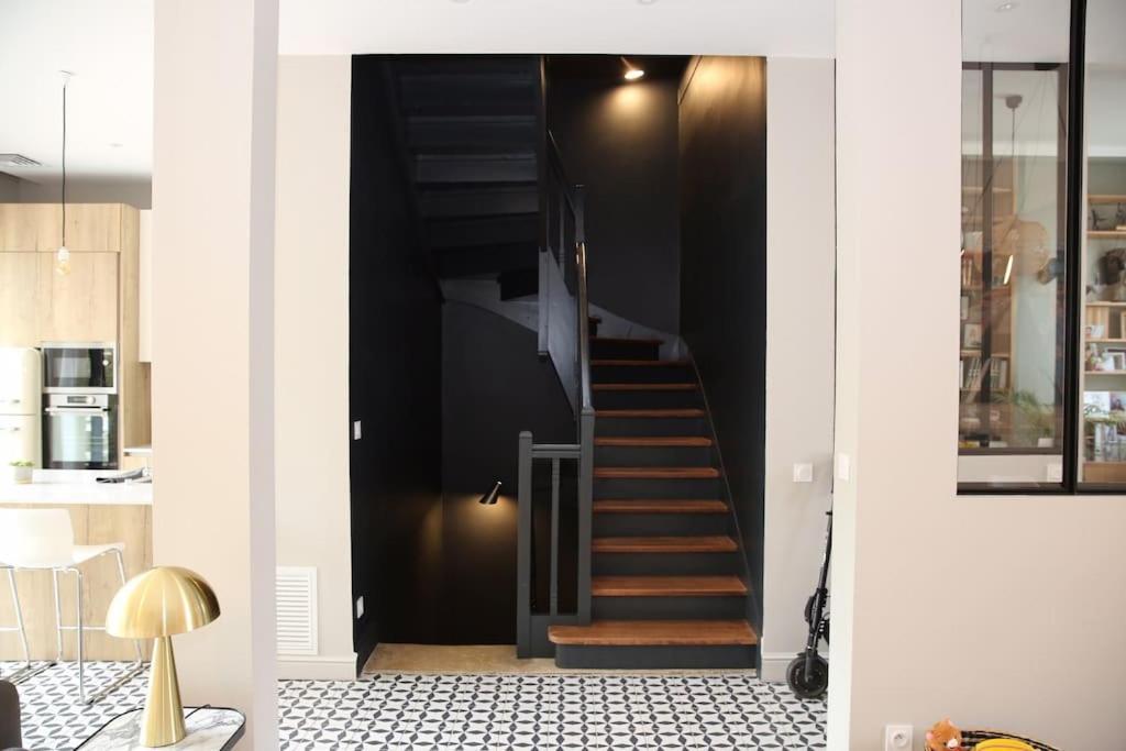 Family House Centre, Pool, Garden, Air Conditioning Villa Bordeaux
